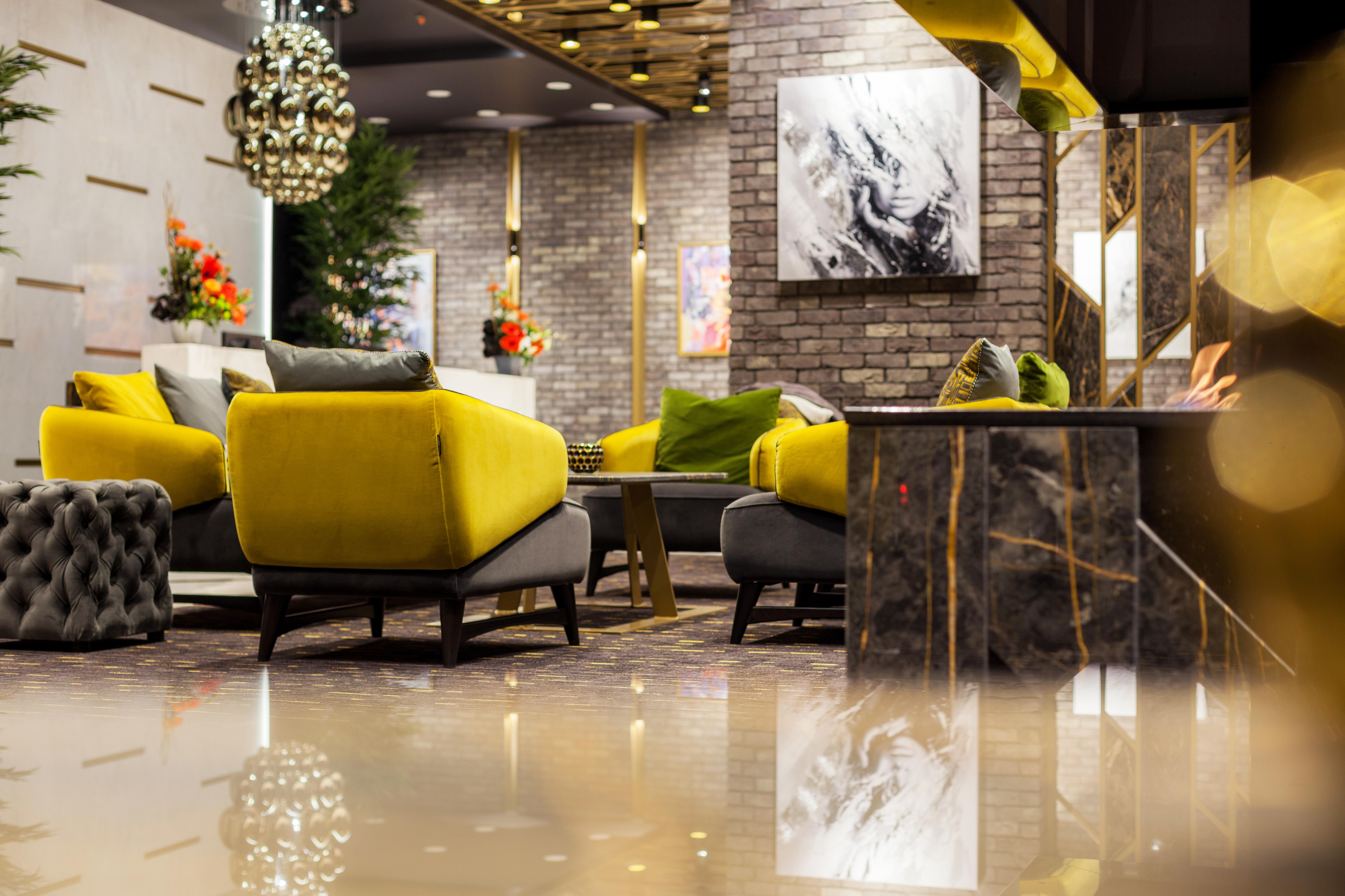 Platinia Hotel 5*
